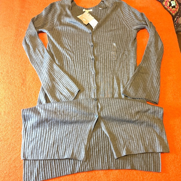 Mame Kurogouchi and Uniqlo collab 3D knit ribbed long cardigan NWT - Picture 2 of 12